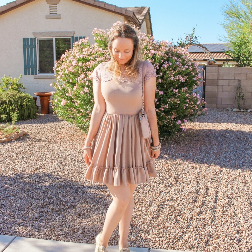 Romantic Designer Ruffle Dress midi nude pink M